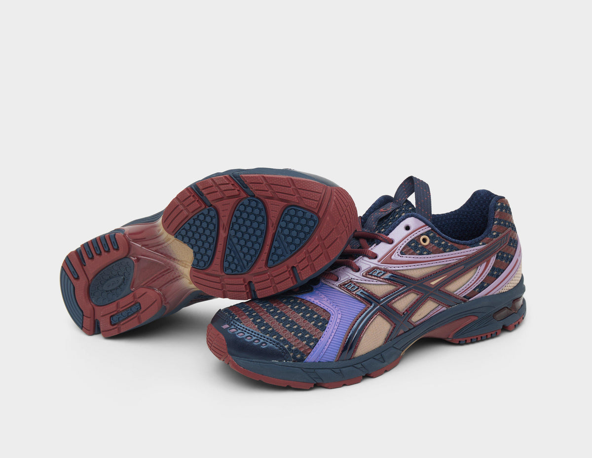ASICS UB9-S GEL-DS TRAINER 14