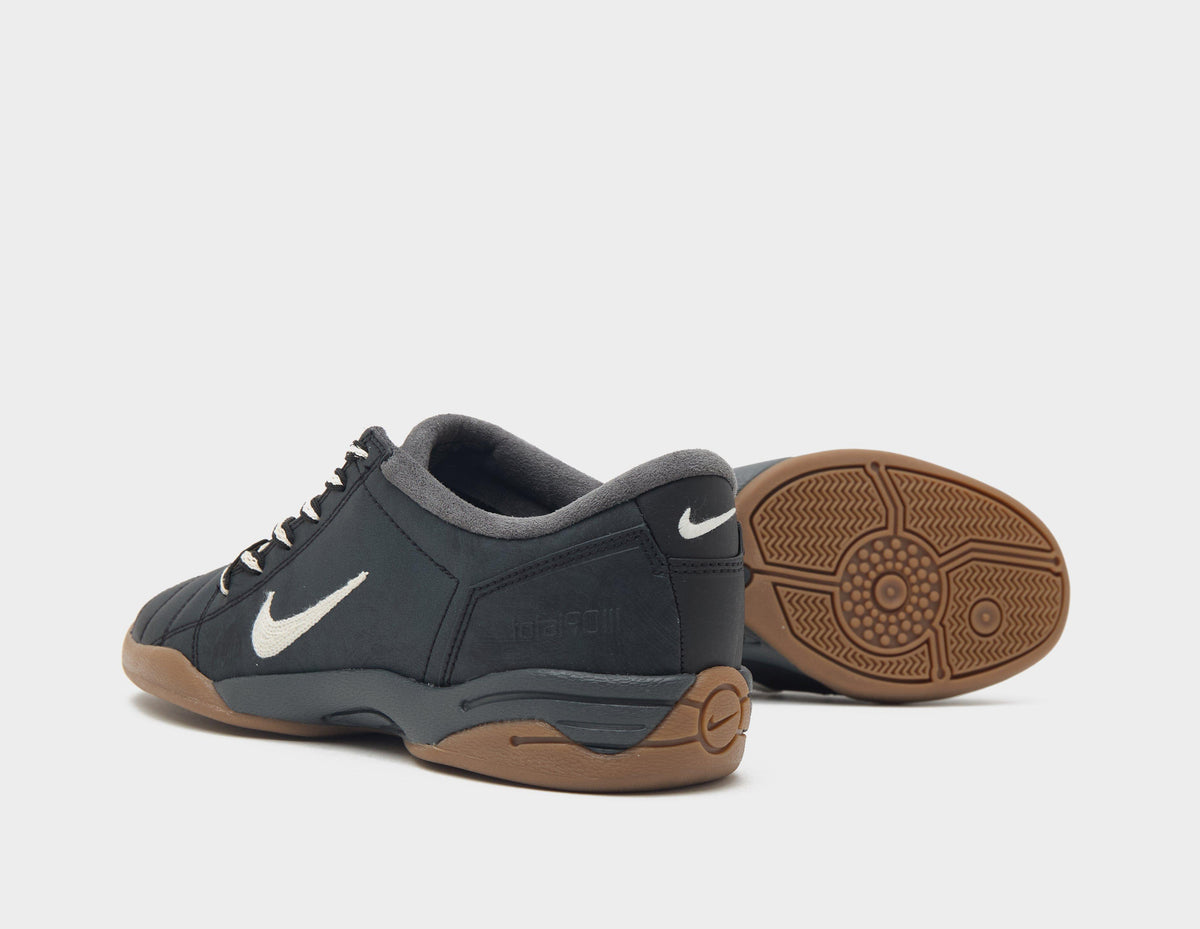 Nike Total 90 Women's