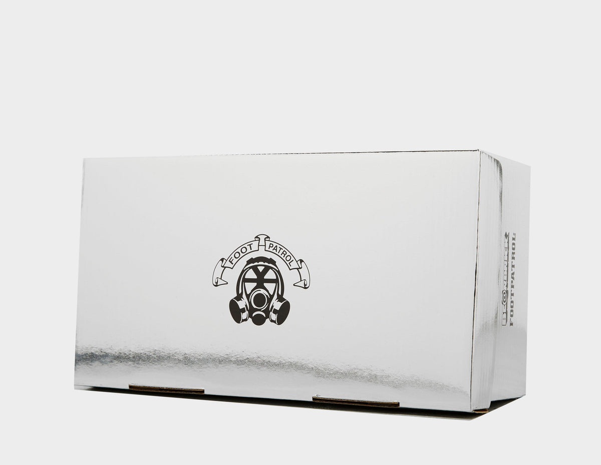 Medicom x Footpatrol BE@RBRICK 400%