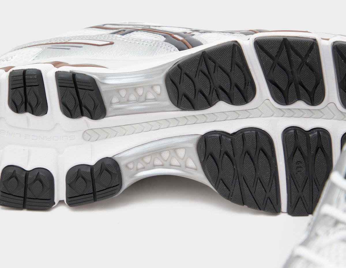 ASICS GEL-KAYANO 12.1