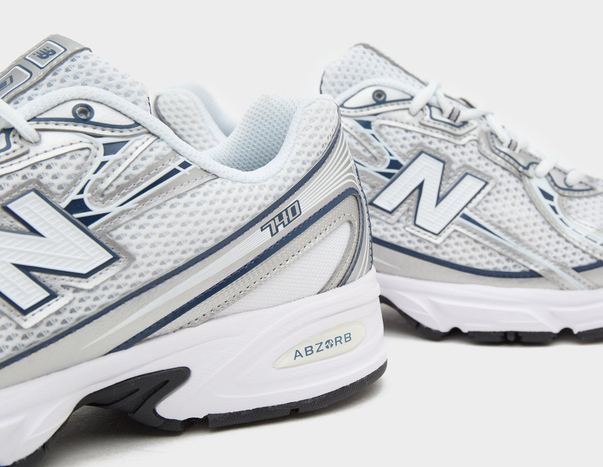 New Balance 740 Women's