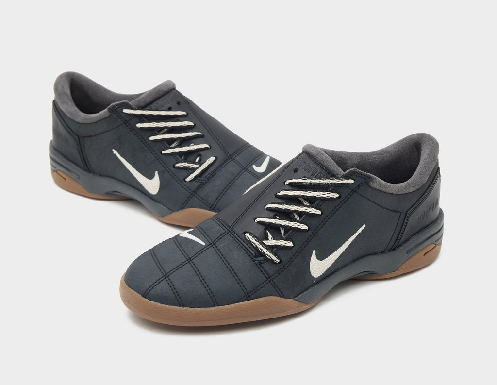 Nike Total 90 Women's