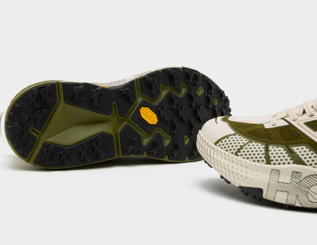 HOKA Speedgoat 2