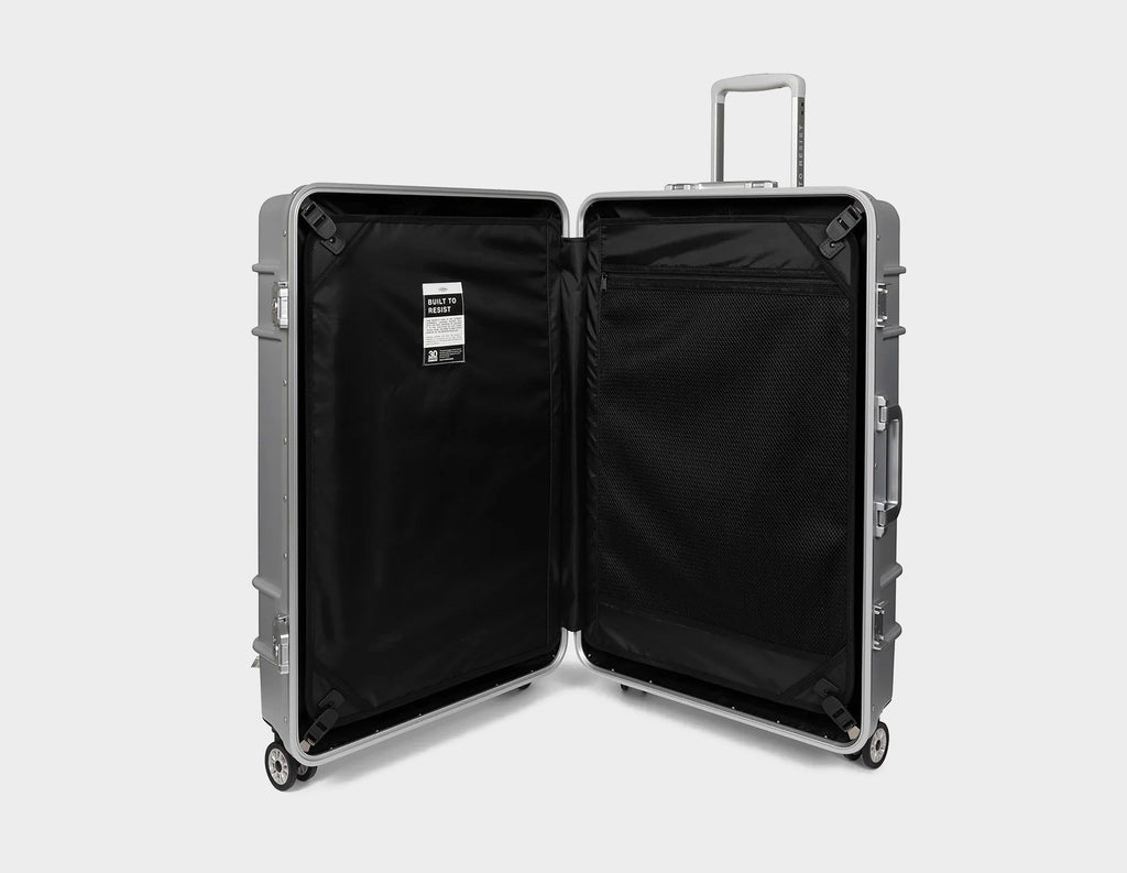 Eastpak Resist'r Case M